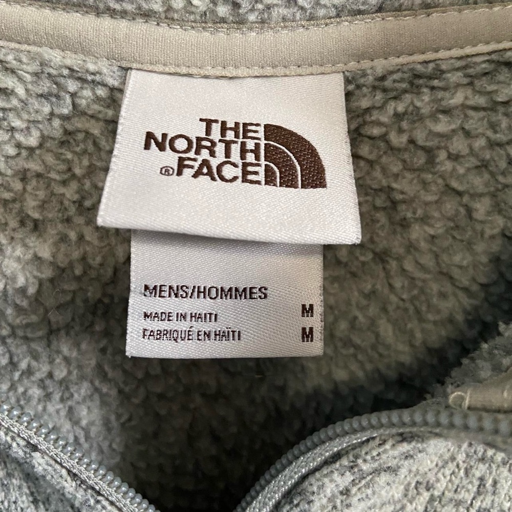 The North Face Gordon Lyons 1/4 Zip Pullover - Picture 7 of 16